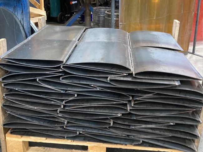 BACKWARD INCLINED AIRFOIL FANS